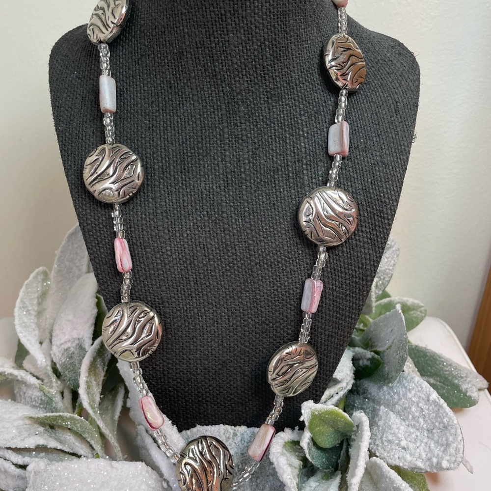 Y2k Tiger Print Silver and Pink Beaded Necklace